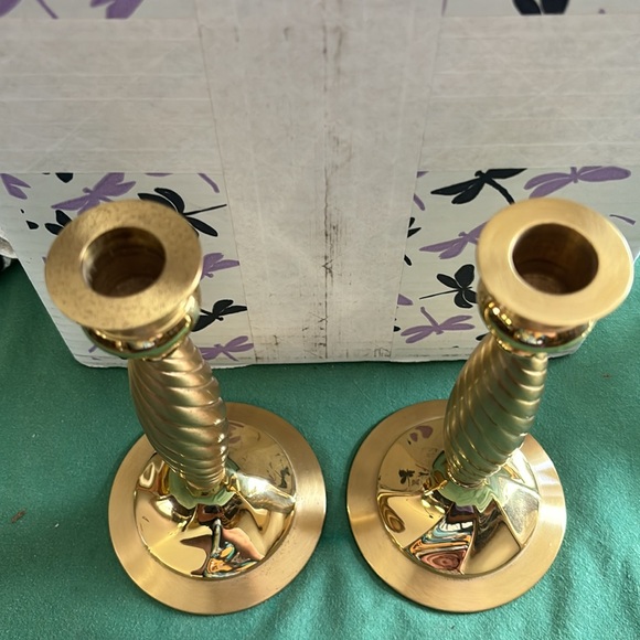 PartyLite 9” brass candlesticks - Picture 2 of 2